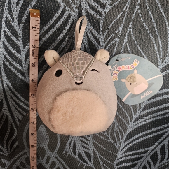 Cute Armadillo Squishmallow 😍 - Picture 3 of 4